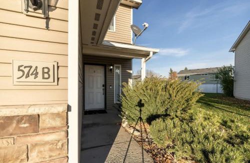 Post Falls House | The Corbin Park Cozy Corner- Post Falls Modern Townhome