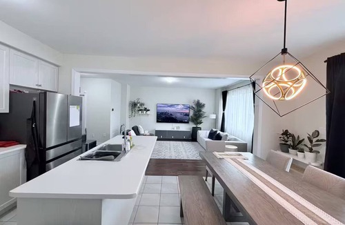 Thorold House | The Cozy Nest - Close to the Migthy Niagara Falls