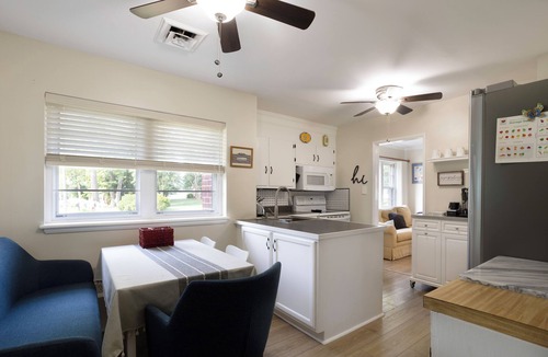 Algonquin Cottage | The Crabby Little Oyster Cottage in Cambridge MD