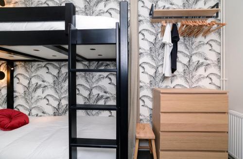 Front de Lac Apartment | The Creteil Shelter - Duke Housing