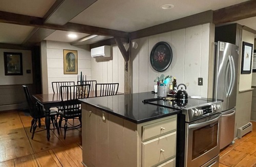 Fly Creek House | The Crow and Stone- Curated Country Escape
