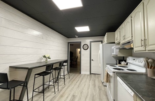 Meaford Apartment | The Dam Crofter