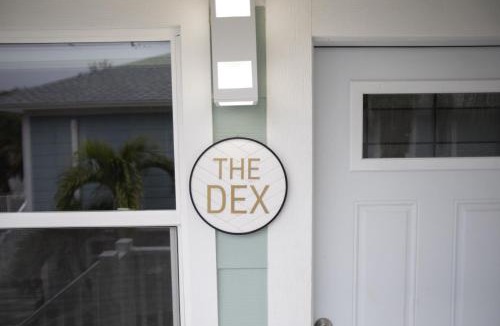 Mid Island Apartment | The Dex at Coconut Cove
