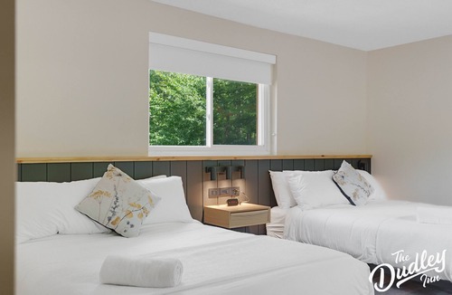Bala Hotel | The Dudley Inn