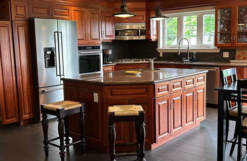 Milton House | "The Farmland" | Pool | Hot Tub | 50 Acres!