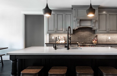 Mono House | The Hazel House: Gorgeous Executive Bungaloft