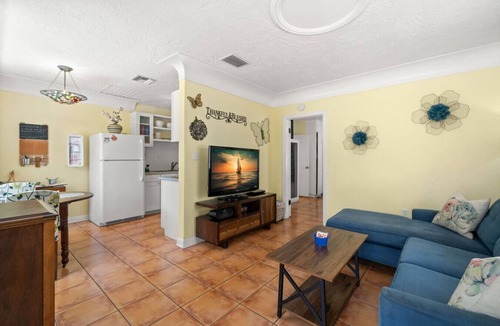 Bradenton Apartment | The Hideaways at Point Pleasant (Palm Side)