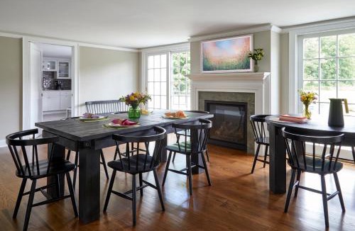 Kent Hotel | The Kent Collection - The Firefly Inn