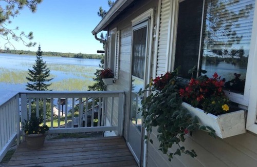 Nipissing Cottage | The Lakehouse 3 bedroom private cottage with lakeside deck and dock on Nipissing