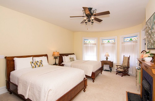 Meyersdale Bed & Breakfast | The Levi Deal Mansion Bed & Breakfast