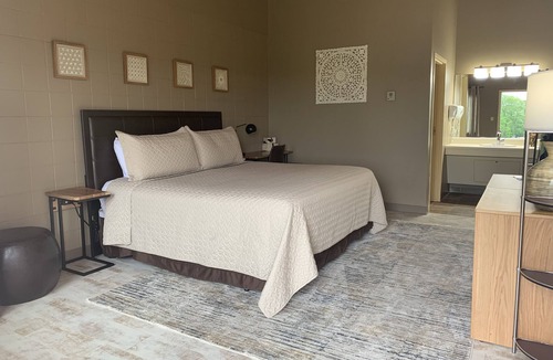 Millersburg Hotel | The Lodge at Lykens Valley