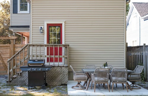 Prince Edward House | The Logan | Picton | 7 Bedrooms
