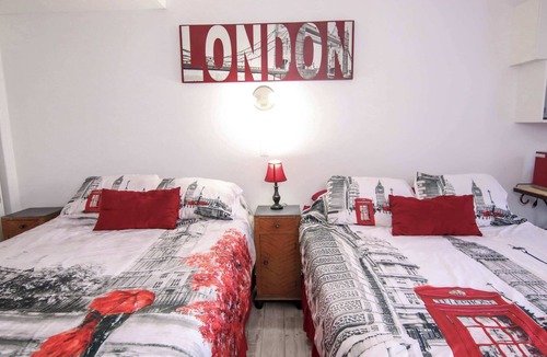 Bracebridge Apartment | The Notting Hill Room | The Jypsy Inn