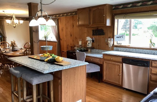 Laurens House | The Oasis, baseball families perfect lodging, easy 8-10 minute drive.
