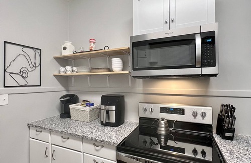 New Castle House | The Oasis Home~ Perfect Blend of Luxury & Comfort.