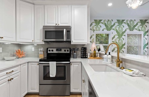 Palm Beach Condo | The Palm Beach House - Tropical