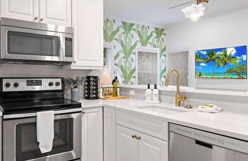 Palm Beach Condo | The Palm Beach House - Tropical