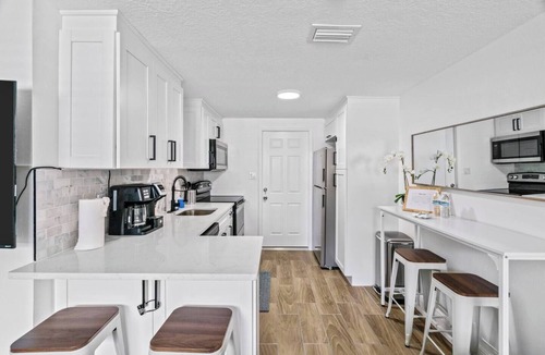 Plant City House | The Peaceful VILLAGE unit#2