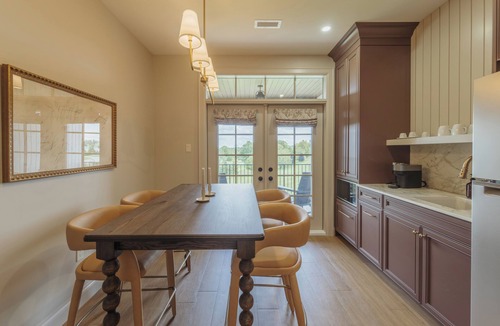 St. Mary's Apartment | The Penrose Suites