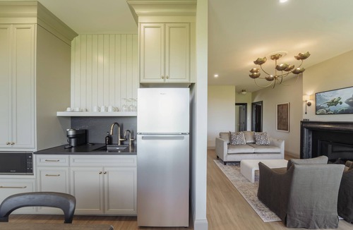 St. Mary's Apartment | The Penrose Suites