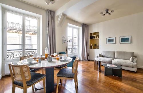 Sorbonne Apartment | The Perfect Parisian Flat Bd St-Germain - Mid Term