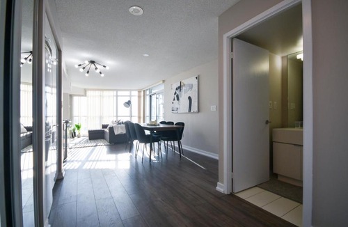 CityPlace Apartment | The Place To Stay! AMENTITIES + DT + PARKING