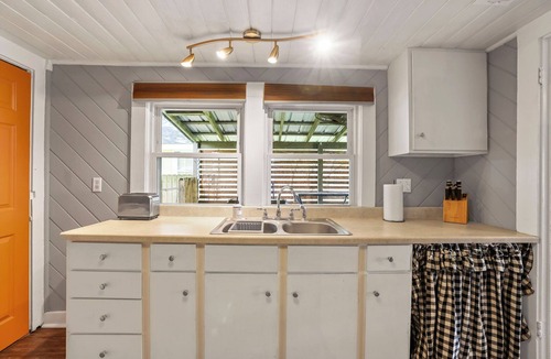 Ponchatoula Cottage | The Ponchatoula Cottage - est. 1964