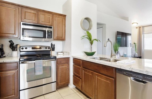 Parque Vista Estates House | The "Pool Cottage" Upgraded Home FREE Heated Pool