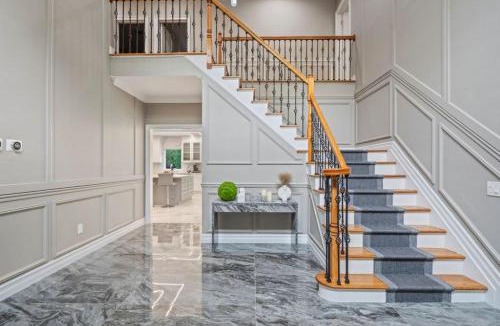 West Bay Shore Villa | The President Mansion Luxurious 7BR Family Retreat