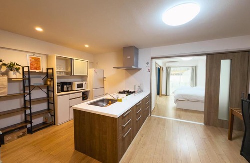 Shibadaimon Apartment | The Prime Minato 2-Bedroom Suite Near Tokyo Tower, 2 Mins Walk to Asakusa Line, Direct Access From HND, NRT Airport