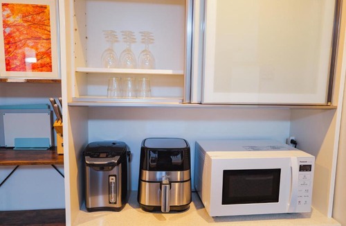 Shibadaimon Apartment | The Prime Minato 2-Bedroom Suite Near Tokyo Tower, 2 Mins Walk to Asakusa Line, Direct Access From HND, NRT Airport