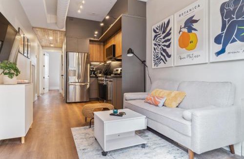 Parkdale Hotel | The Queen's Griffen