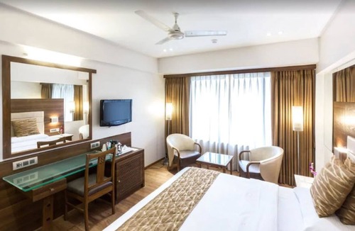 Mumbai Hotel | The Royal Orchid