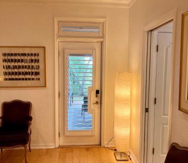 Lake Alfred House | The Signature Orange Grove Suite