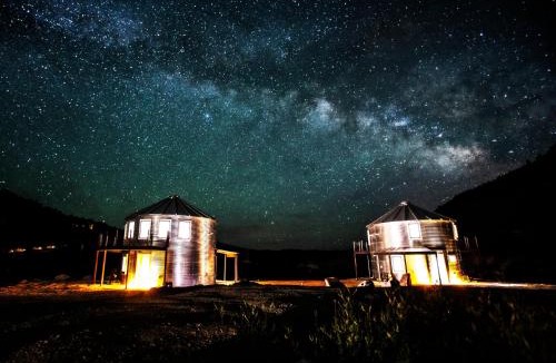 Glendale House | The Silo Loft at Goose Lake Lane