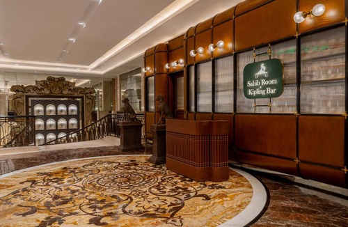 Lower Parel Hotel | The St. Regis Mumbai