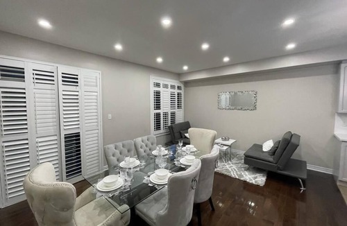 Churchill Meadows House | The STUNNING HOUSE