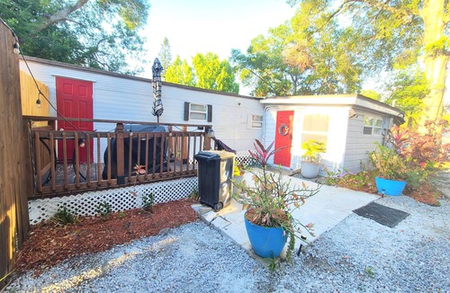 Casselberry Cottage | The two tiny house in one