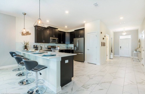 Davenport House | The Ultimate Guide to Renting Your Luxury 8 Bedroom Mansion on Champions Gate Resort