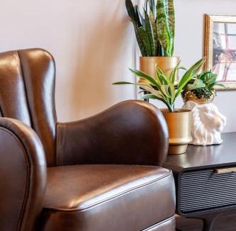 Stratford House | The Wallace Suite - Stratford