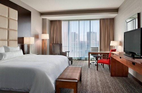 Downtown Phoenix Hotel | The Westin Phoenix Downtown