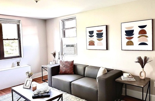 Germantown Apartment | This apartment is a 1 bedroom(s), 1 bathrooms, located in Philadelphia, PA.