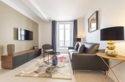 Faubourg-du-Roule Apartment | Thomas Moore, 4 stars, Luxury apartment close to the Champs-Elysées