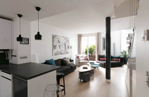 Saint-Victor Apartment | THREE-STORY PARISIAN LOFT: LUXURY LIVING BETWEEIN LATIN QUARTER &ÎLE SAINT-LOUIS