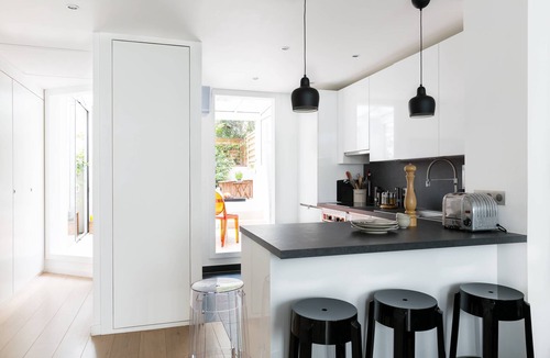 Saint-Victor Apartment | THREE-STORY PARISIAN LOFT: LUXURY LIVING BETWEEIN LATIN QUARTER &ÎLE SAINT-LOUIS