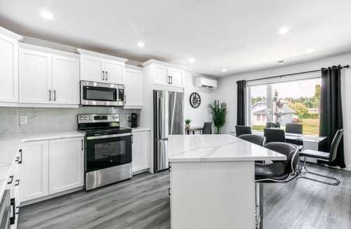 Sudbury Apartment | TNT Executive Suites 1