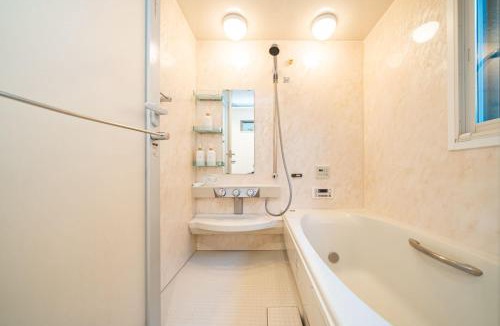Roppongi Apartment | Tokyo Roppongi Top Golden Location 3rd Floor Villa Limited Single Family Private Residence in the City 6-8 People
