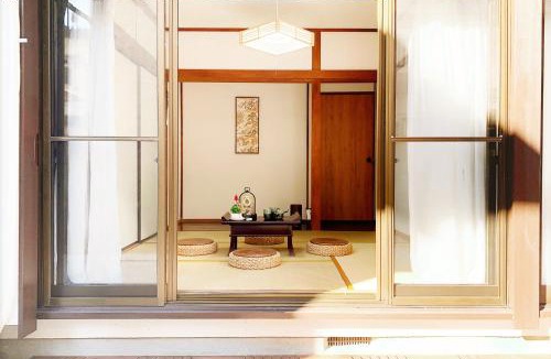 Matsubara House | TOKYO/Shinjuku & Shibuya 10mins/5mins walk to subway stiaon/Kichijoji 15mins/Shimokitazawa 5mins/Louis House
