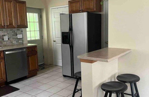 Cayuga Apartment | Tom’s Lake Views- Charming 2bedroom Apt nestled in the heart of the Finger lakes