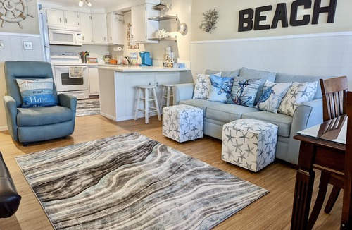 Midtown Ocean City Condo | Top Rated Beautiful Updated Ocean Block Condo!